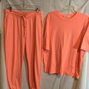 Edited: SOLD Zenana 2-pc short sleeved jogger set in orange